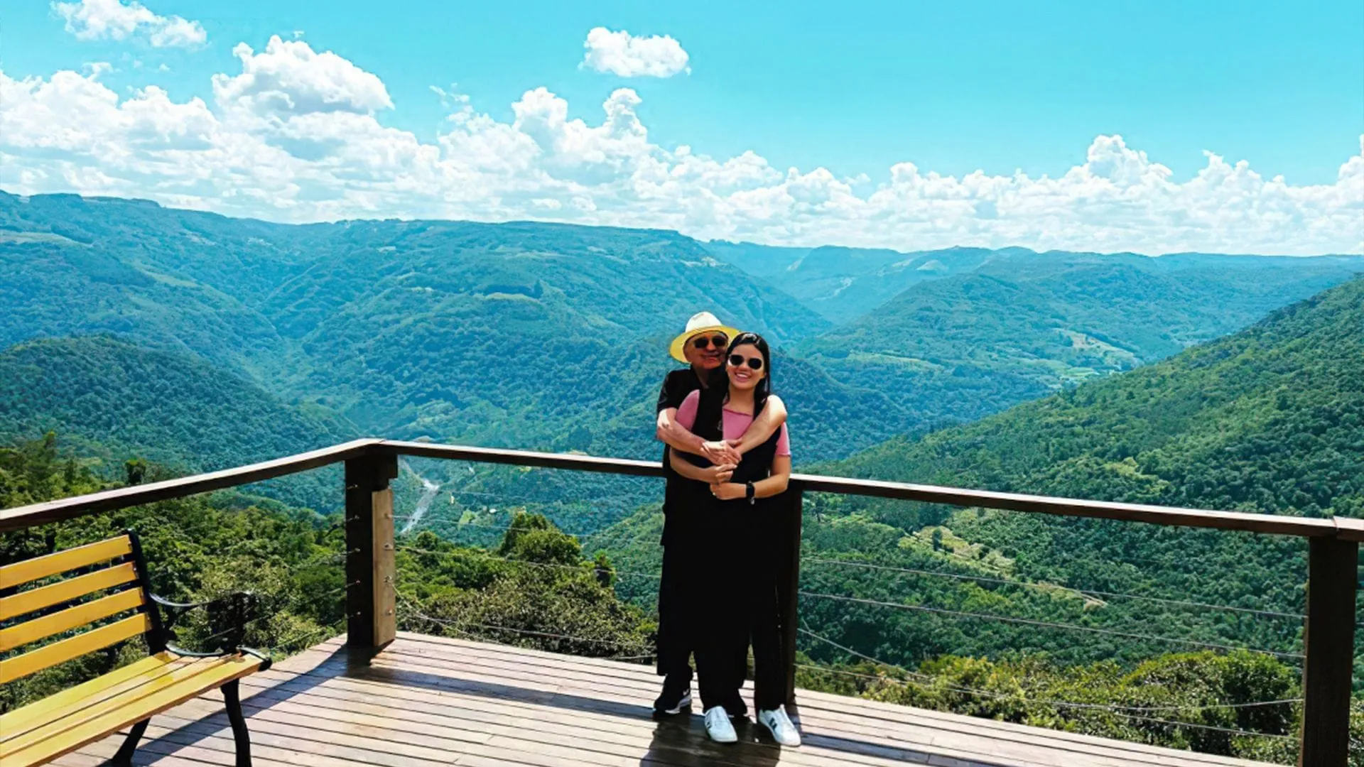 Passeio Catelas e Stropper
